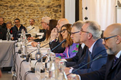 Agrandir l'image 12 sur 17, fenêtre modale