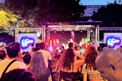 Agrandir l'image 1 sur 26, fenêtre modale