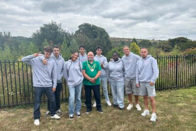 Agrandir l'image 13 sur 19, fenêtre modale