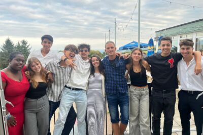 Agrandir l'image 1 sur 19, fenêtre modale